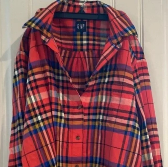 GAP - Button-Up Flannel Big Shirt 439301: Orange Tartan Plaid Red: Medium Petite - Picture 14 of 15
